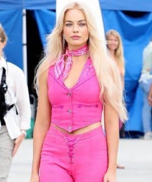 Barbie Margot Robbie Pink outfit