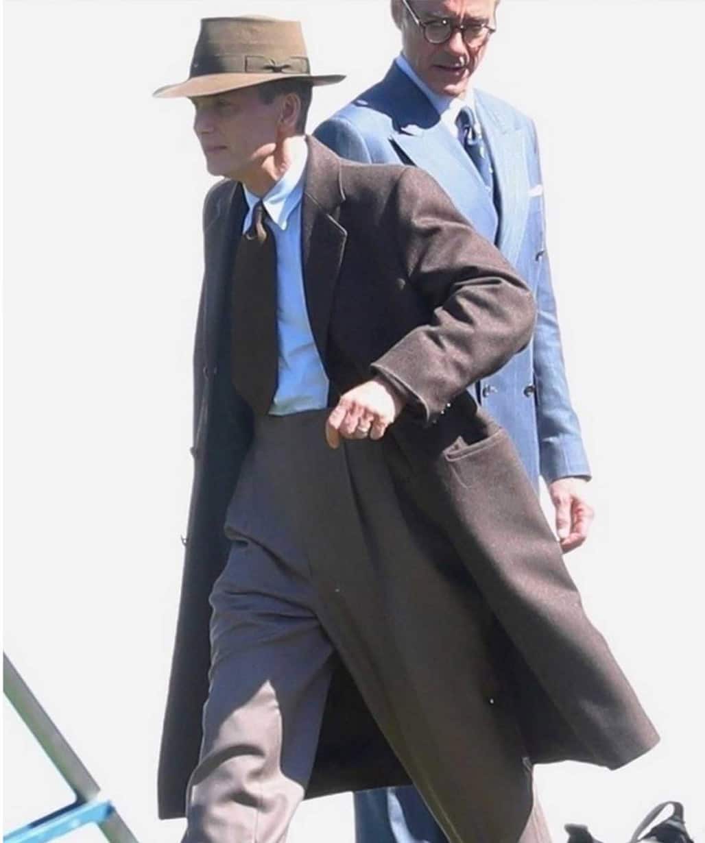cillian-murphy-oppenheimer-2023-brown-coat