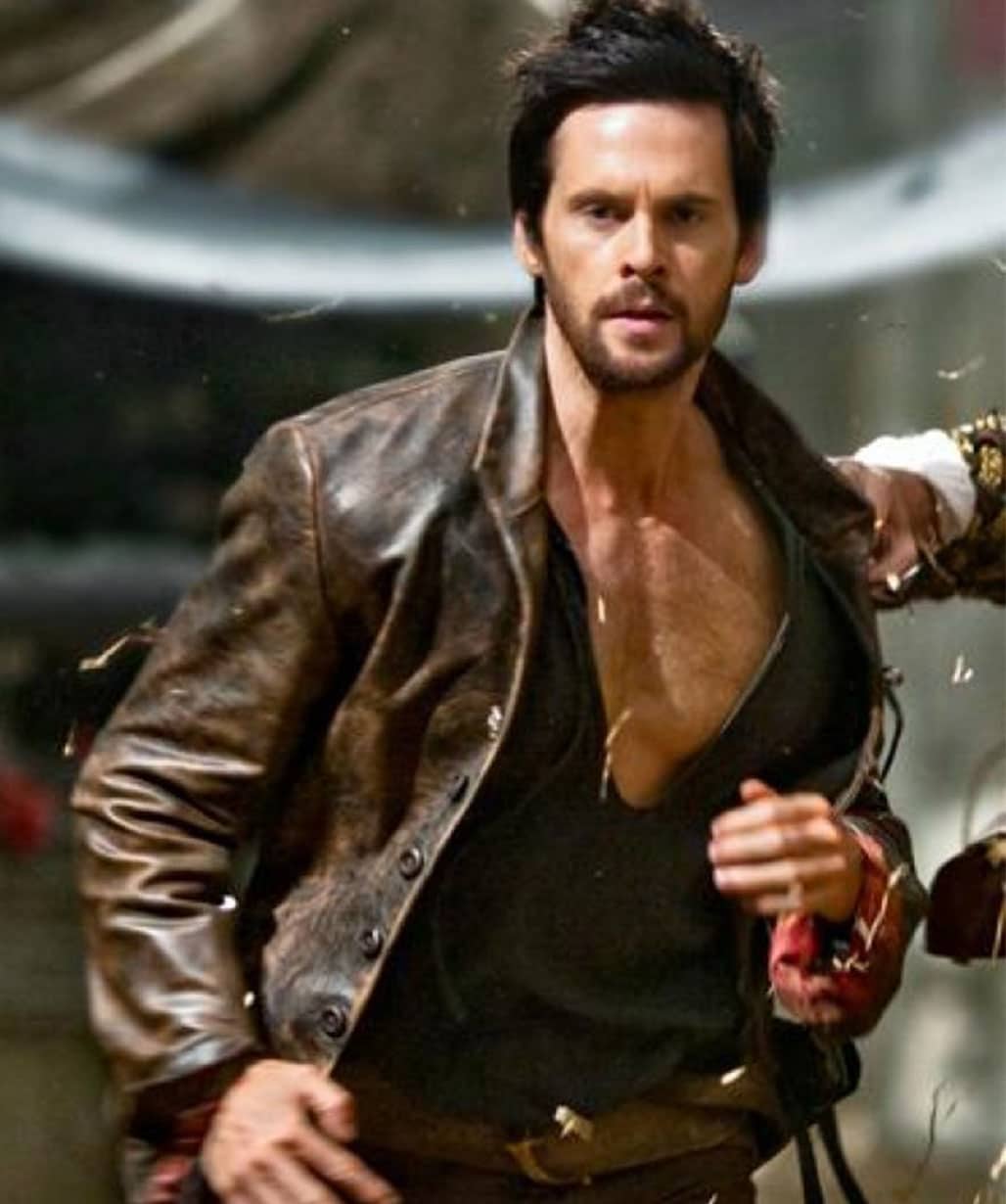 da-vincis-demons-tom-riley-distressed-jacket