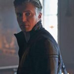 Christopher-Pike-Star-Trek-Discovery-Anson-Mount-Black-Leather-Jacket 2