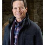 A-Merry-Scottish-Christmas-Scott-Wolf-Wool-Grey-Coat