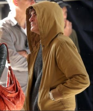Joaquin Phoenix Joker Outfit