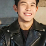 Lee Su-hyeok Black Jacket