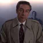Lennie Briscoe Law and Order Beige Coat - Image 2