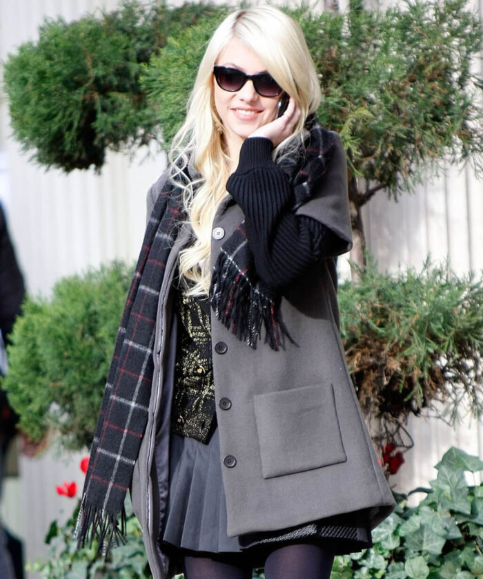 Taylor Momsen Grey Coat