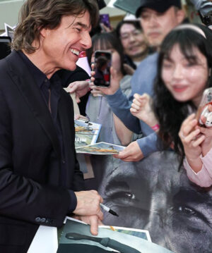 Tom Cruise Black Blazer