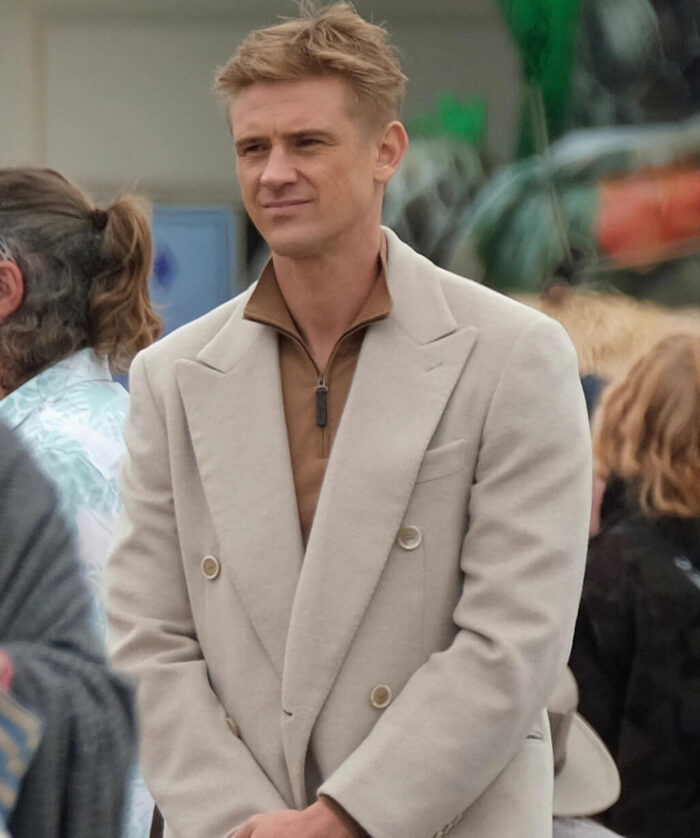 The Corinthian Coat