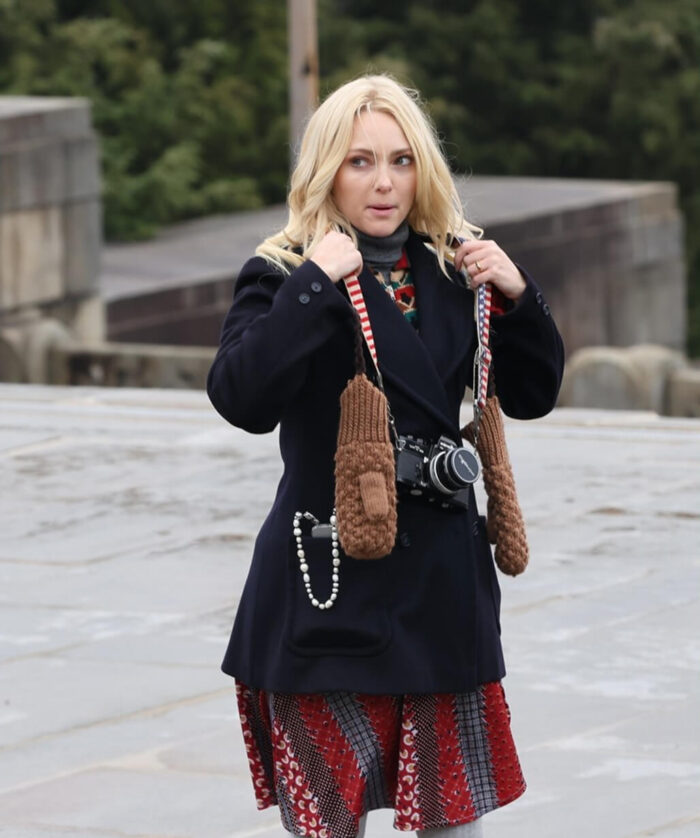 i-play-rocky-annasophia-robb-black-coat AnnaSophia Robb Coat